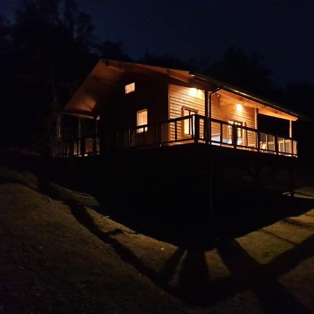 Rustic Cabin In The Woods/Cabana En El Bosque Amer Exterior photo