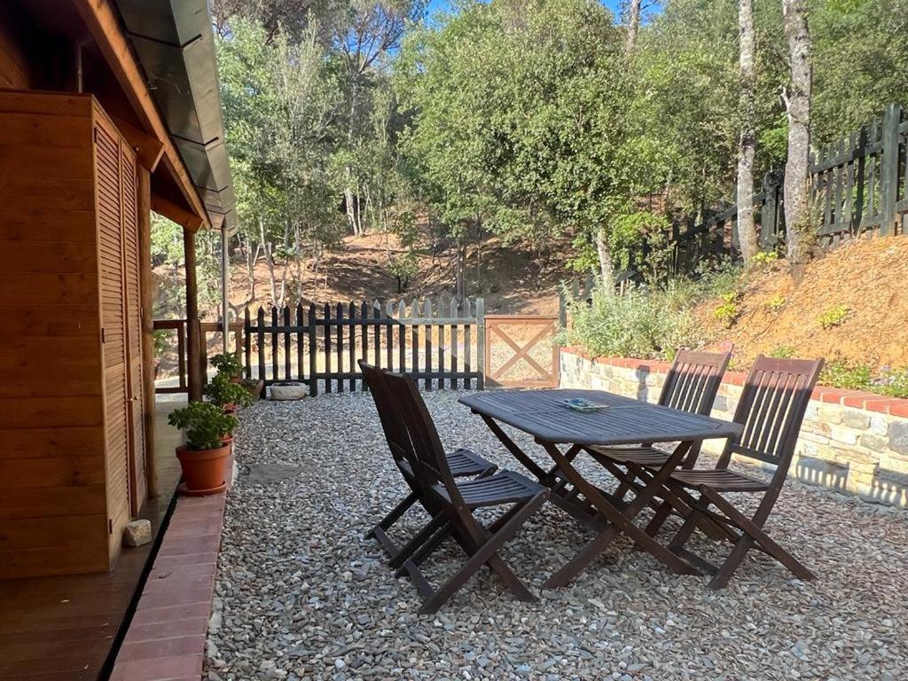 Rustic Cabin In The Woods/Cabana En El Bosque Amer Exterior photo